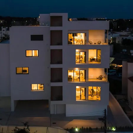 Arcadia 2 101 2 Bed Apartmán *